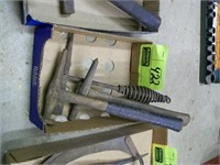 FLAT OF HAMMERS