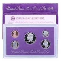 1992  United States Mint Proof Set 5 coins No Oute