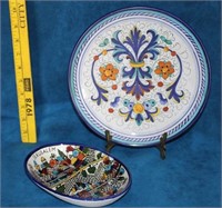 2 Pieces of Decorative Italian Pottery