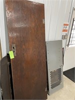 5 oak doors, locker panel