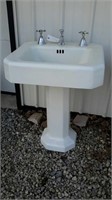 Cast iron pedestal sink, 24"x20" 31" tall
