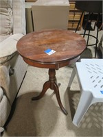 vintage claw foot pedestal style side table