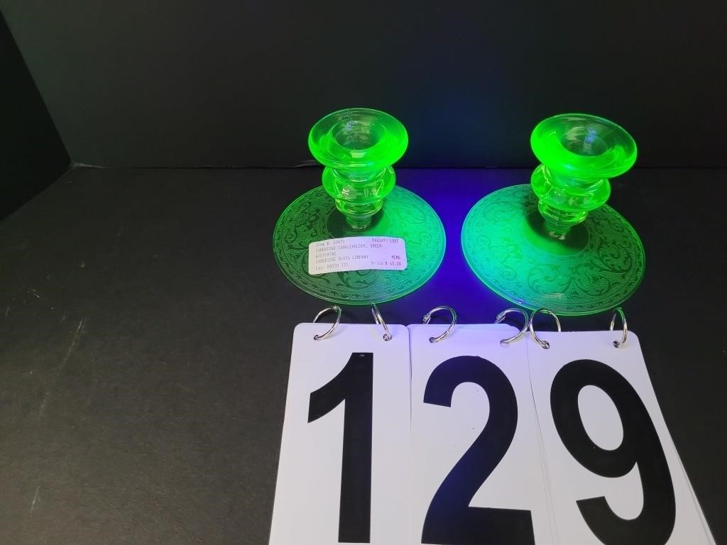 Cambridge Candleholder ~ Green Etched (Uranium)