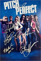 Autograph COA Pitch Perfect Photo