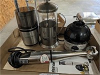 GROUP OF COFFEE ACCESSORIES, PLUNGE MIXER