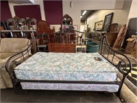 Iron Frame Daybed