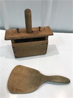 Butter press an paddle