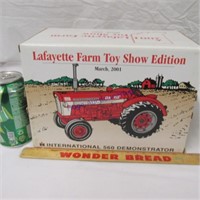 Ertl Lafayette Farm Toy Show IH 560 Demonstrator