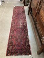 Oriental Style Runner in Reds 7' x 26"