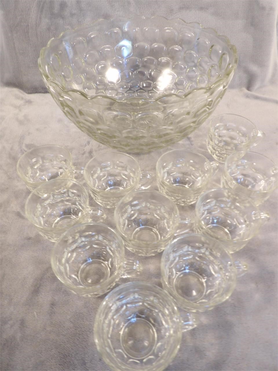 Vintage Punch Bowl with 11 cups