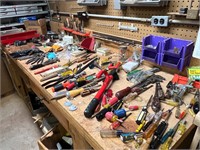 Table of Tools: Handtools Screwdrivers, Club, etc