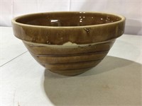 Stoneware 9” Mixing Bowl, Chipped