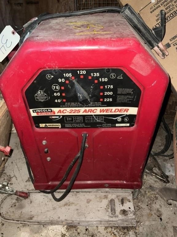 Lincoln 225 A/C Arc Welder w/Leads