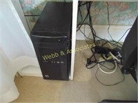 Complete office set up including hardly used Dell,
