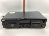 Sony TC-WE475 cassette deck, works.