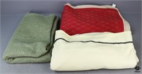 Sz K Quilts & Blankets / 3 pc