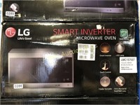 LG $179 RETAIL 1.5 CU FT MICROWAVE OVEN