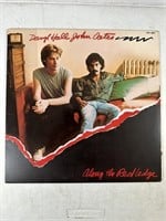 LP RECORD - HALL & OATES - ALONG THE RED LODGE