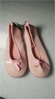 Ladies size 9-10 pink foam slippers