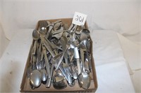 FLATWARE BOX LOT