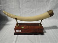 MOUNTED 18" STEER HORN