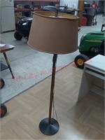 Rooster floor lamp