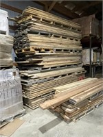 PALLETS OF LUMBER / OAK