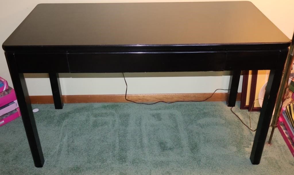 Lane Black Lacquer Wood Table w/Drawer