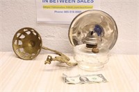 BRACKET OIL LAMP WITH REFLECTOR