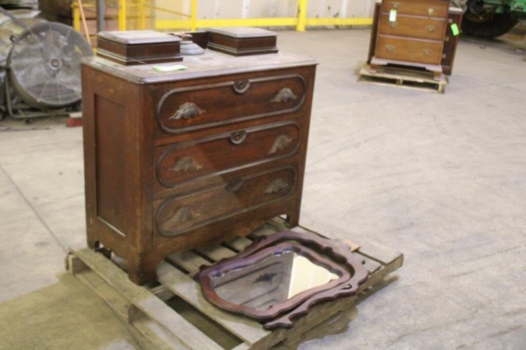 JUNE 3RD - ONLINE ANTIQUES AND COLLECTIBLES AUCTION