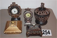 Decor Clocks & Boxes