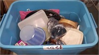 Box of kitchenware no bin