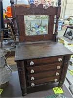 Miniature Oak Dresser - 16" x 29"