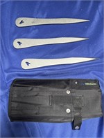 Throwing spikes, 3-pack set with sheath