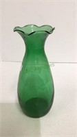 Emerald green glass ruffled lip vase measuring