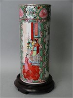 Chinese Rose Medallion Hat Stand