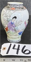 Haind Painted Porcelain Vintage Oriental Vase 6.5"