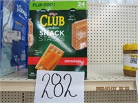 24 stack Club snack crackers