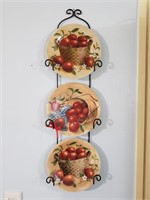 Hanging Metal Plate Rack & Plates