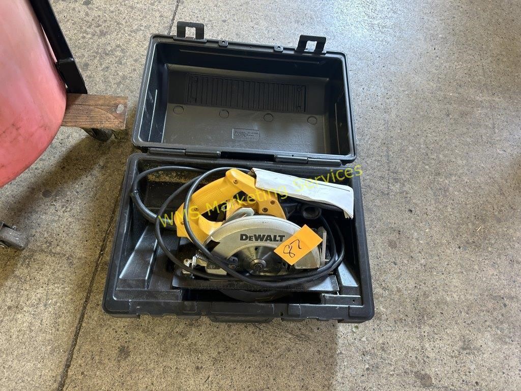 Dewalt Circular Saw