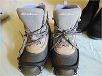 Like New Eddie Bauer Women's Boots with Ice