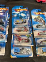 (4) Hotwheels