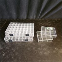 Small plastic divided containers