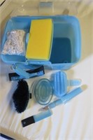 GROOMING TOTE W/TOOLS