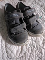 Gray Nautica shoes size 9 youth