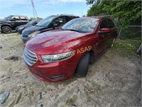 2015 Ford Taurus Tow# 14652