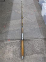 BIG GAME FRED DEAN FISHING ROD W/ ROLLERS