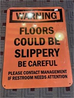 Warning floor slippery metal sign 18 x 24