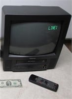 Toshiba VCR TV Combo Unit w/ Remote - Powers