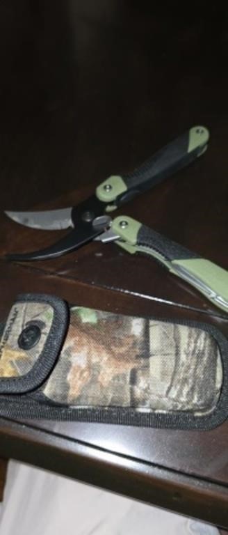 Leatherman folding pruning shears